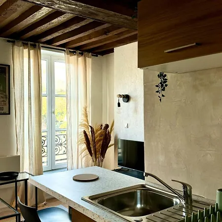 Rénové Quartier Historique Appartamento